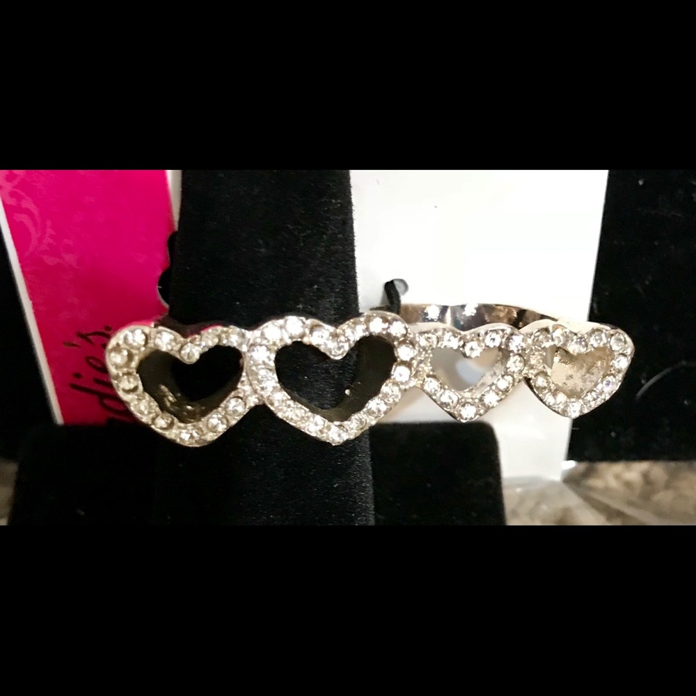 Silver Rhinestone, Four Heart, Two Finger Ring